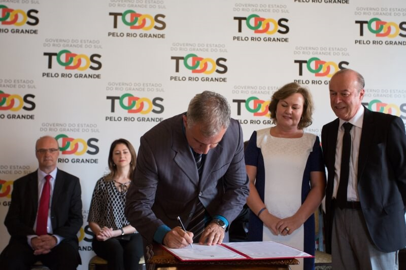 Assinada ordem de serviço para ampliação das redes de esgoto no município